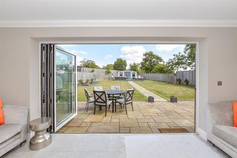 5 bedroom detached house for sale, Valdene Close, Maidstone ME17