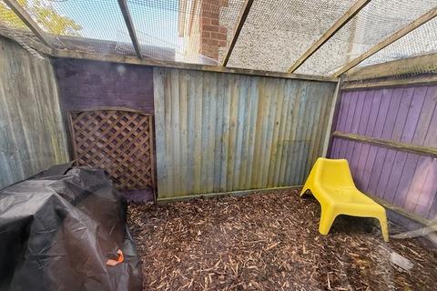 3 bedroom terraced house for sale, Wayne Road, Parkstone, Poole, BH12