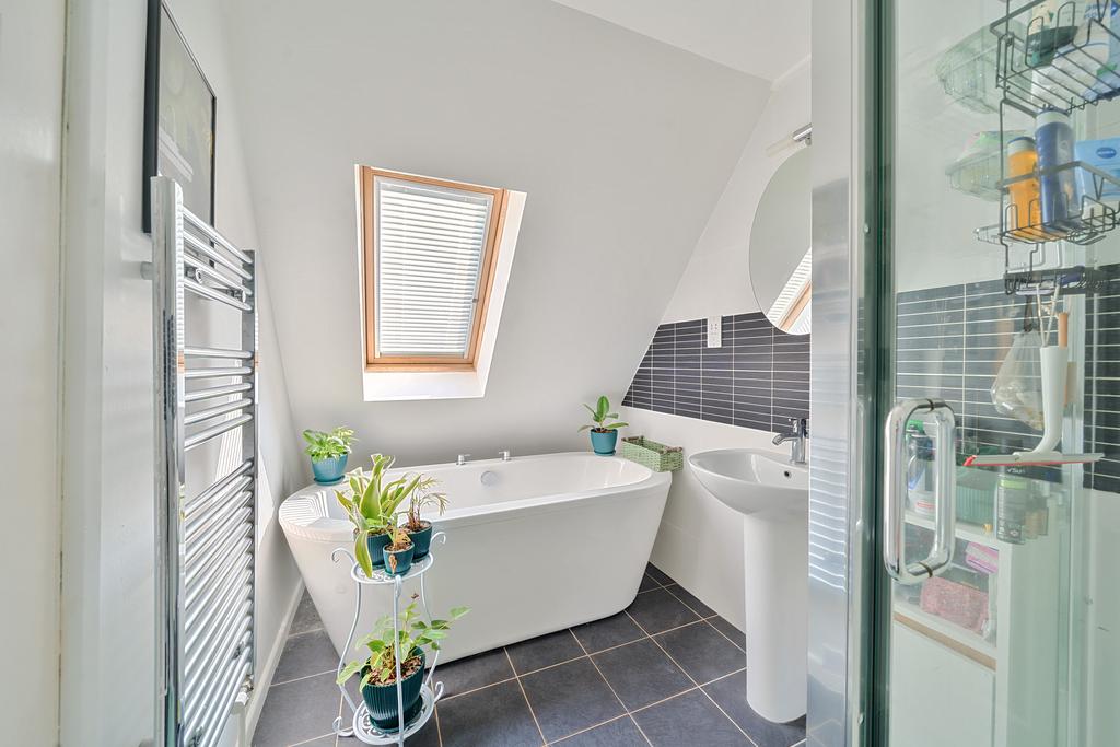 1334806-29-689f4a2c1c07b-ARW-1