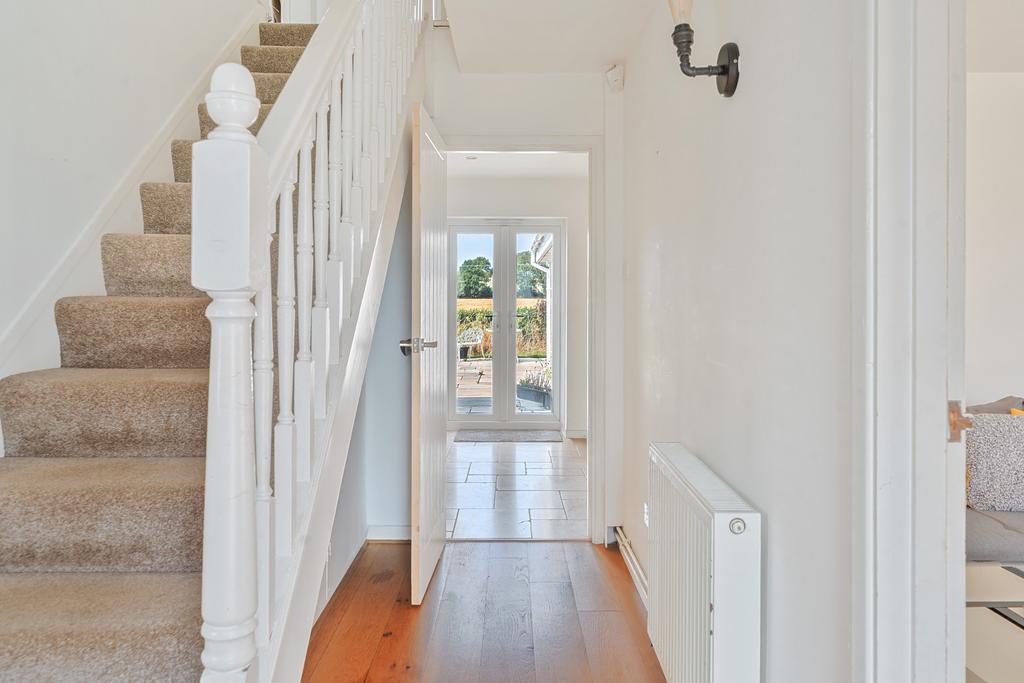 1334806-50-689f4c8c380ec-ARW-1