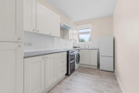 40 Enys Road, Eastbourne BN21