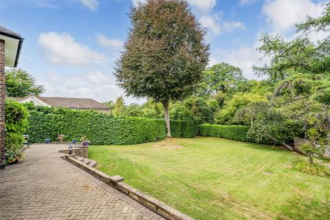 4 bedroom detached house for sale, Forest Drive, Kingswood