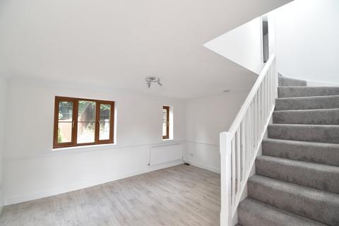 undefined, Almond Close, Ashford, TN25