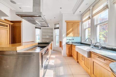 6 bedroom end of terrace house for sale, Wycombe Square, Kensington, London, W8