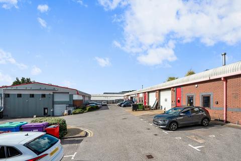 Warehouse to rent, Asheridge Rd Chesham HP5 2PY