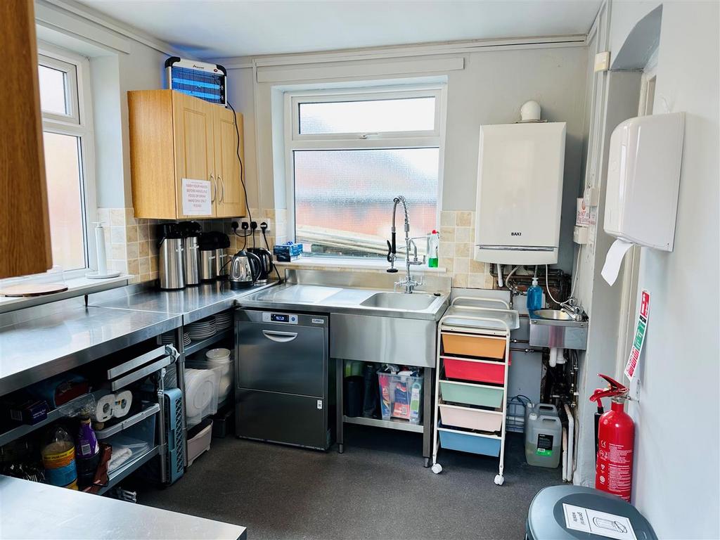 Kitchen.jpg