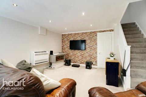 10 Moss Path, Galleywood, Chelmsford, CM2 8YQ