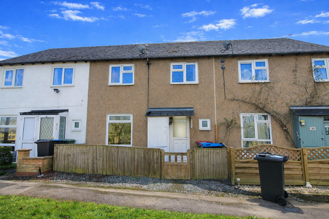 3 bedroom terraced house to rent, Lenthall Close, Bradwell, Milton Keynes