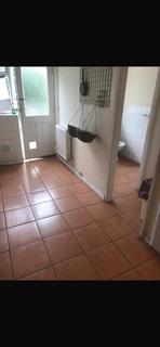 3 bedroom house share to rent, St peter place