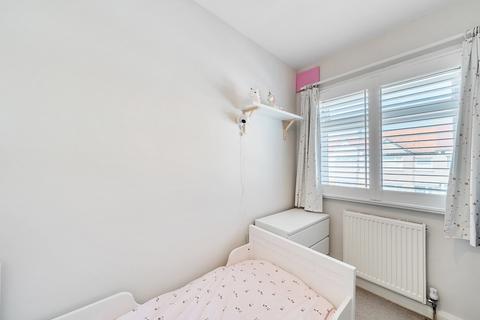 6 Castleton Road, Mitcham, CR4 1NY