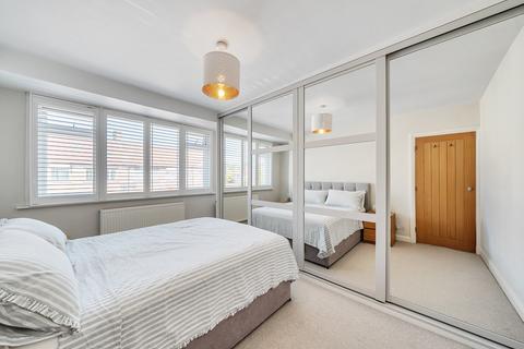 6 Castleton Road, Mitcham, CR4 1NY
