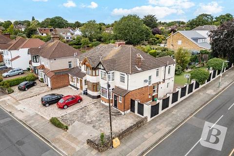 undefined, Deyncourt Gardens, Upminster, RM14