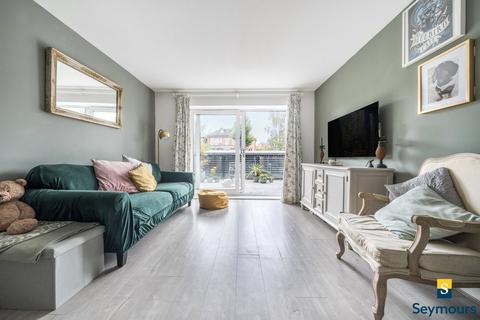 2 bedroom flat for sale, Wharf Road, Surrey GU1