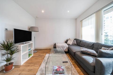 2 bedroom flat for sale, Quarter House, Battersea, London, SW18