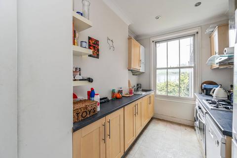 2 bedroom flat for sale, Queenstown Road, Battersea, London, SW8