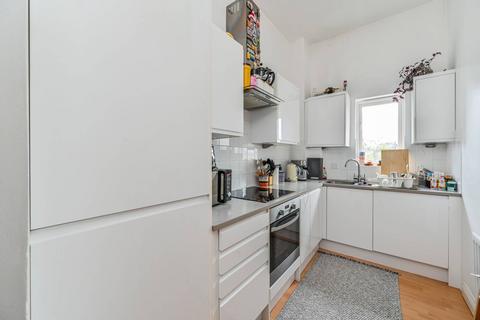 Berisford Mews, Wandsworth, London, SW18