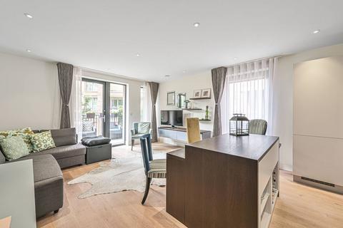 2 bedroom flat to rent, Kidderpore Avenue, Hampstead, London, NW3