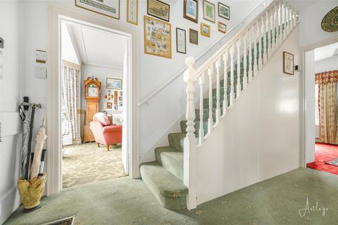 4 bedroom detached house for sale, Slade Road, Newton, Swansea