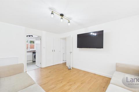 undefined, Shortmead Drive, Cheshunt