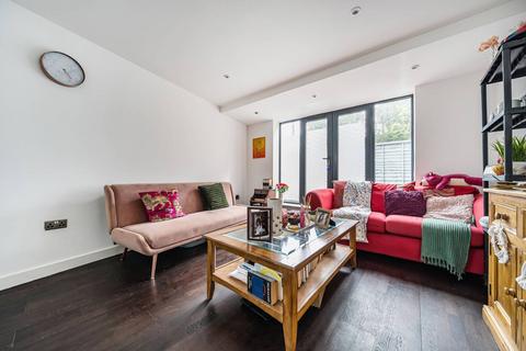 Flat 1, Confidence House Manthorp Road, London, SE18 7SA