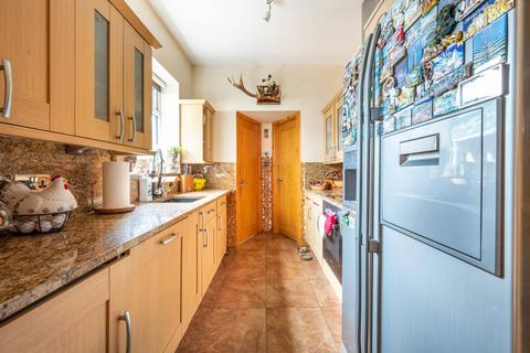 3 bedroom terraced house for sale, Olive Road, Plaistow, London, E13