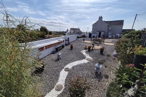 undefined, Tyn Llain, Tregele, Cemaes Bay, Anglesey, LL67