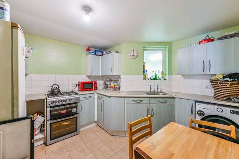 1 bedroom flat for sale, Seaton Road, Kennington, London, SE11