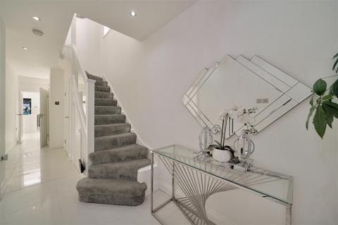 188 Windermere Avenue, Wembley, HA9 8QT