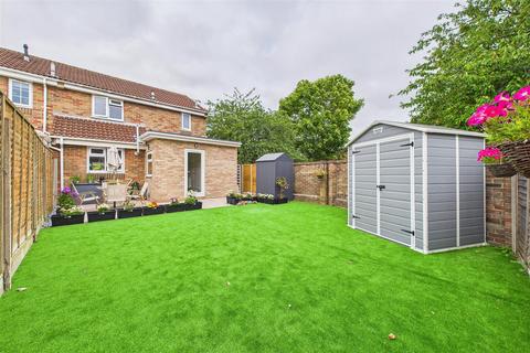 undefined, Popular cul de sac location in Clevedon