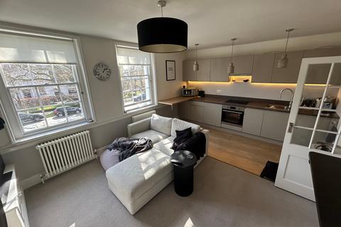 1 bedroom flat to rent, Blackheath Park
