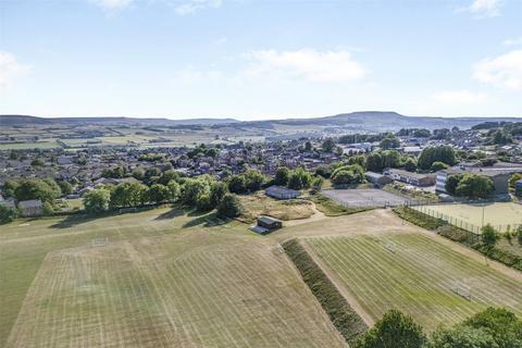 undefined, 84 Dale Grove, Leyburn DL8 5GA