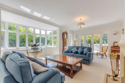 Little Warren Burtons Lane, Chalfont St Giles, HP8 4BS