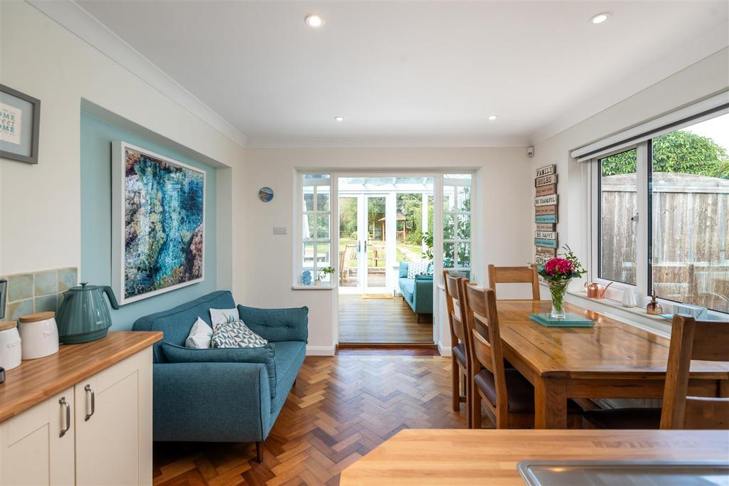 Tenbury internals more26.jpg