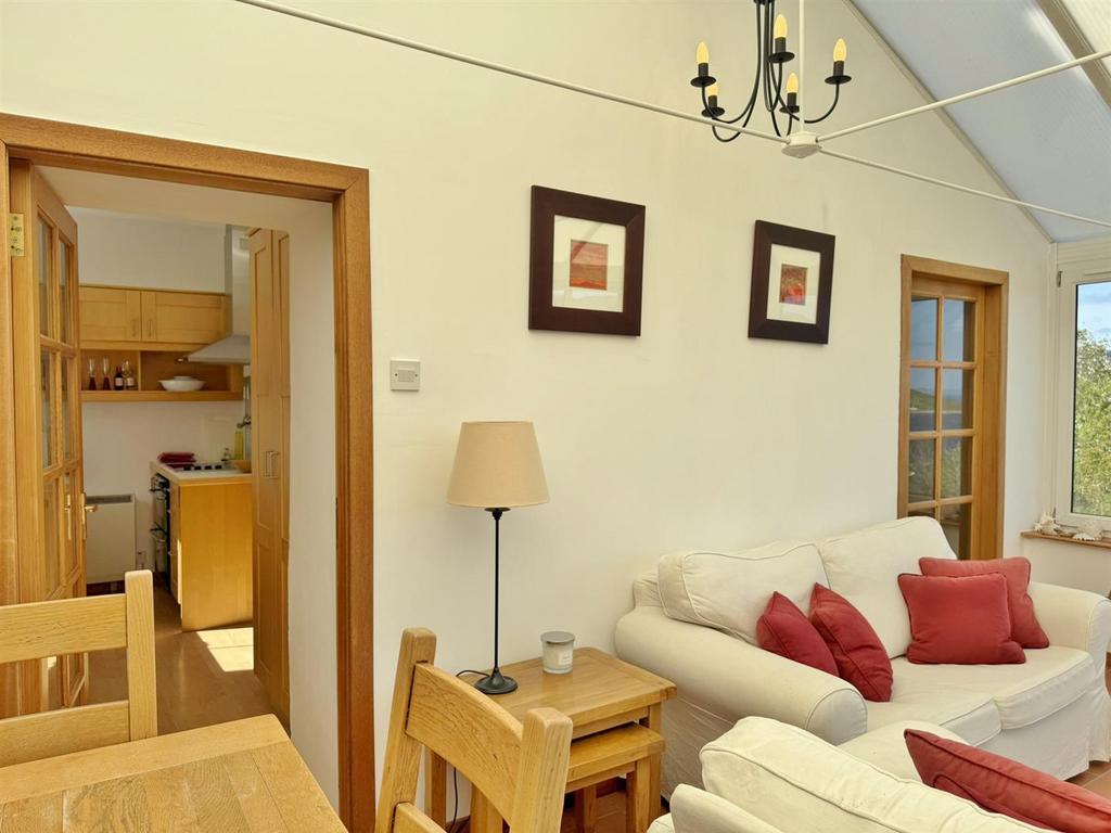 Conservatory into kitchen