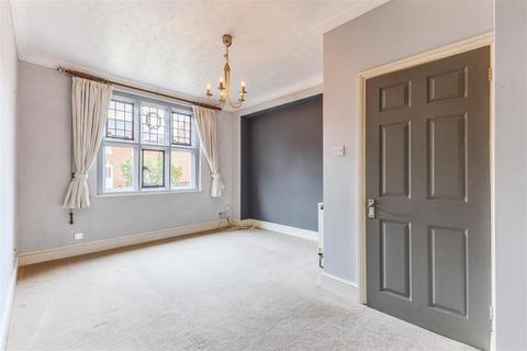 undefined, Burlingham Court, Evesham WR11