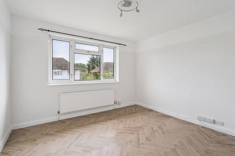 2 bedroom maisonette for sale, Tolcarne Drive, Pinner HA5
