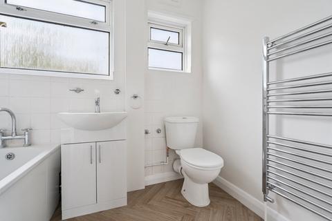 2 bedroom maisonette for sale, Tolcarne Drive, Pinner HA5