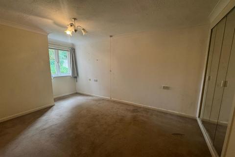 1 bedroom flat for sale, 9 Warham Road, South Croydon CR2