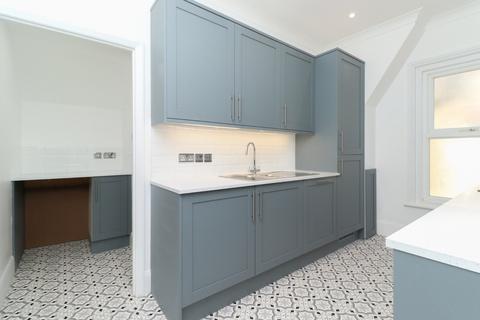 Flat 3, 27 Cornwall Gardens, Cliftonville, Margate, CT9 2JQ
