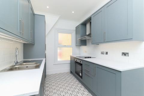 Flat 3, 27 Cornwall Gardens, Cliftonville, Margate, CT9 2JQ