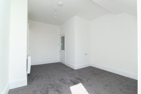 Flat 3, 27 Cornwall Gardens, Cliftonville, Margate, CT9 2JQ