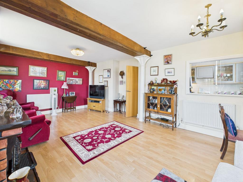 Sitting/Dining Room