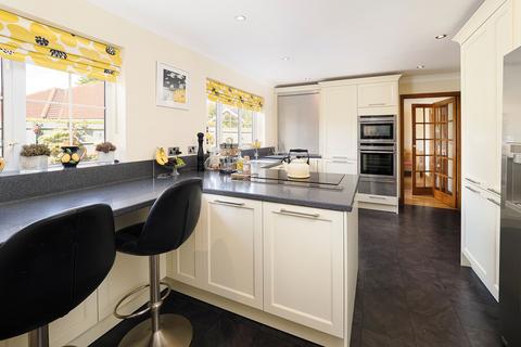 5 bedroom detached house for sale, Webster Way, Hawkinge, CT18