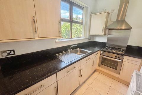 2 bedroom flat to rent, Goulden Road, Didsbury, Manchester, M20