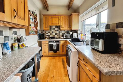 13 Sun Street, Cowling, Keighley, BD22 0BB