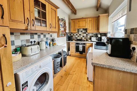 13 Sun Street, Cowling, Keighley, BD22 0BB
