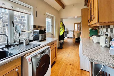 13 Sun Street, Cowling, Keighley, BD22 0BB