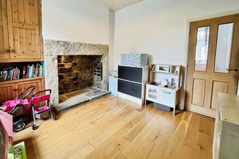 13 Sun Street, Cowling, Keighley, BD22 0BB