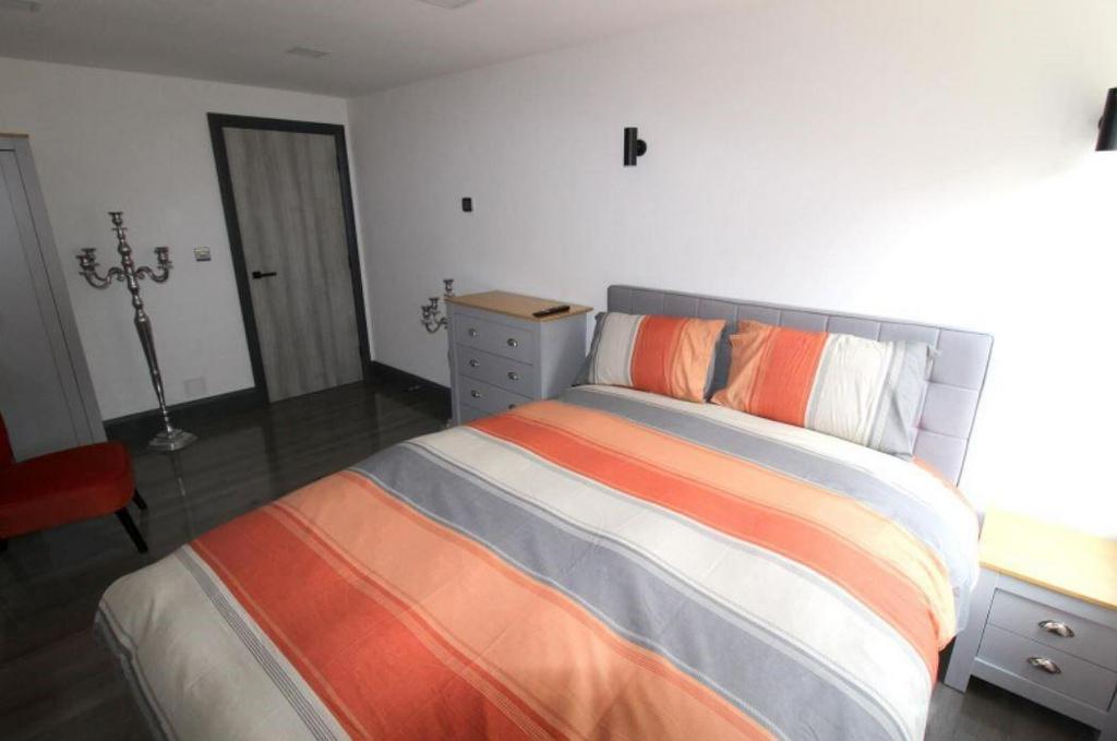 Bedroom.jpg