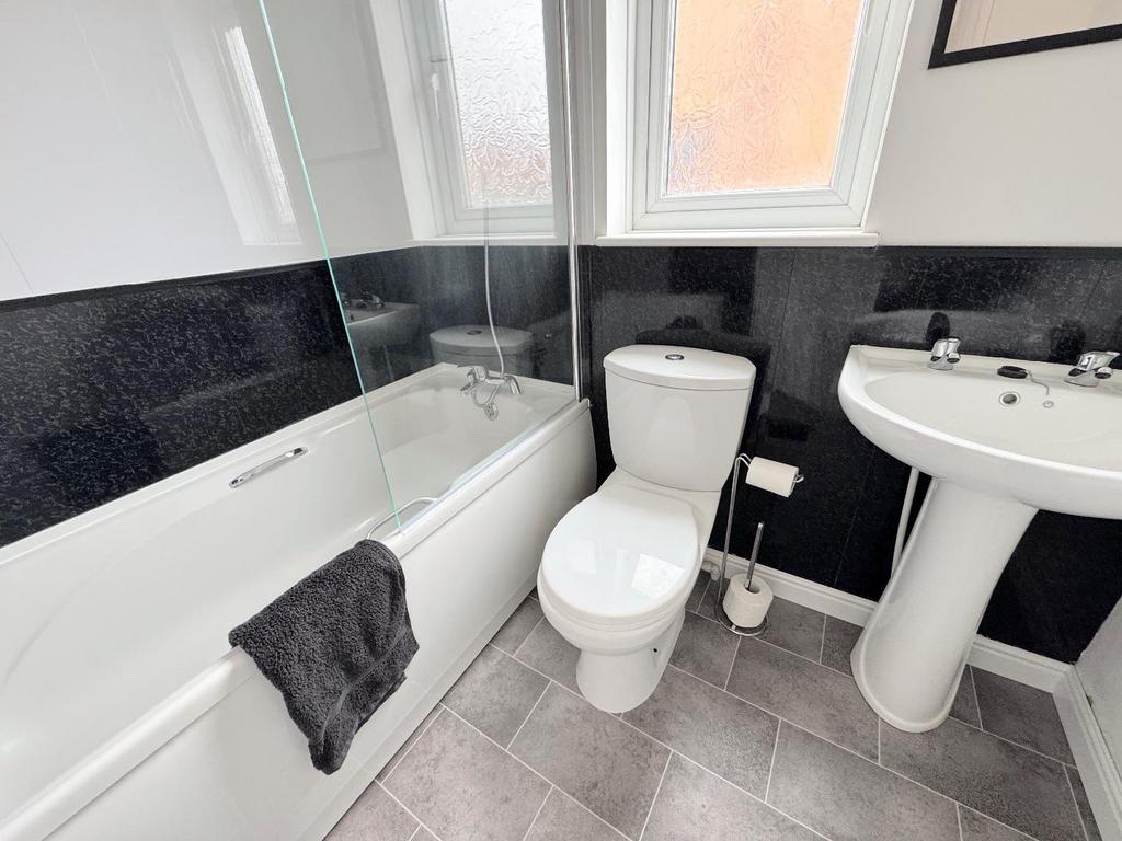 Family bathroom